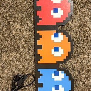 Pac-Man & Ghosts Light Up Wood Wall Decor